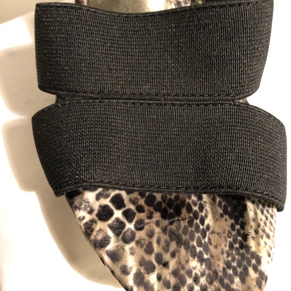 Carlos Santana Exotia Snakeskin Heels (7.50) - Picture 3 of 5